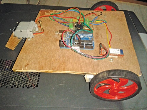 Arduino based Soccer robot project