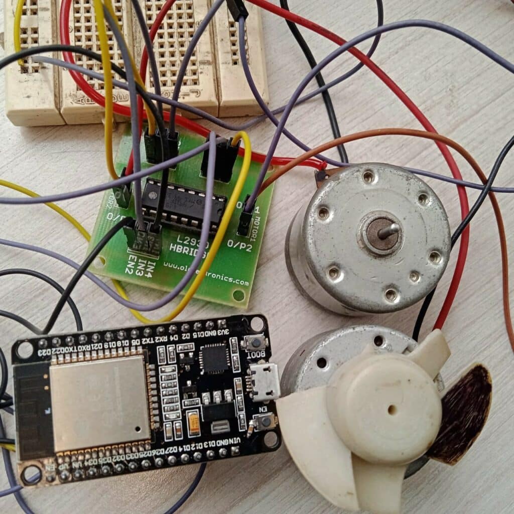 Motor Controller Using Webserial
